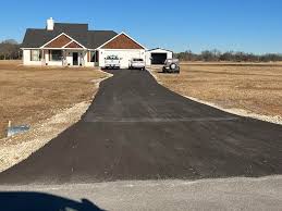 Best Driveway Pressure Washing  in Lilburn, GA